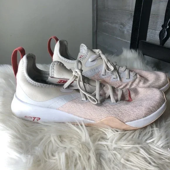 Nike Foundation women 9.5 Elite TR womens athletic running sneakers pink guava - Picture 1 of 7